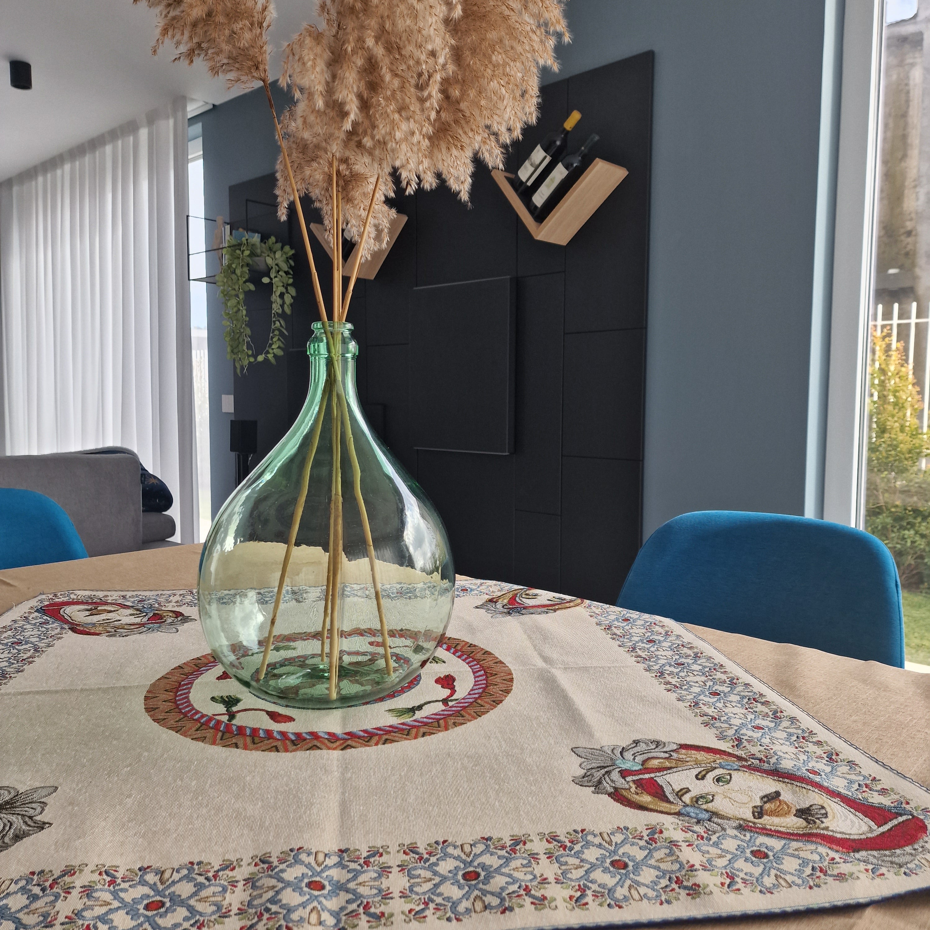 Centrotavola in Gobelin Jacquard — dis. Teste di Moro