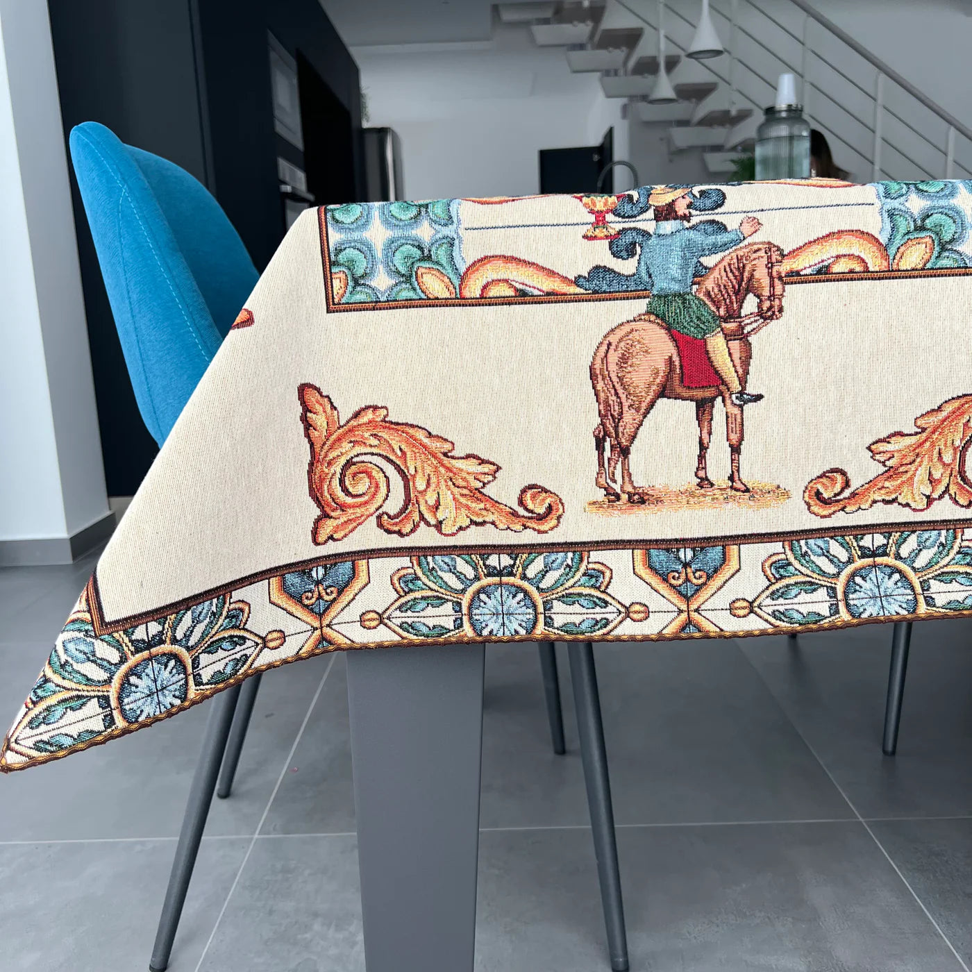Tovaglia / Copritavolo in Gobelin Jacquard — Carte Cavallo in varie misure