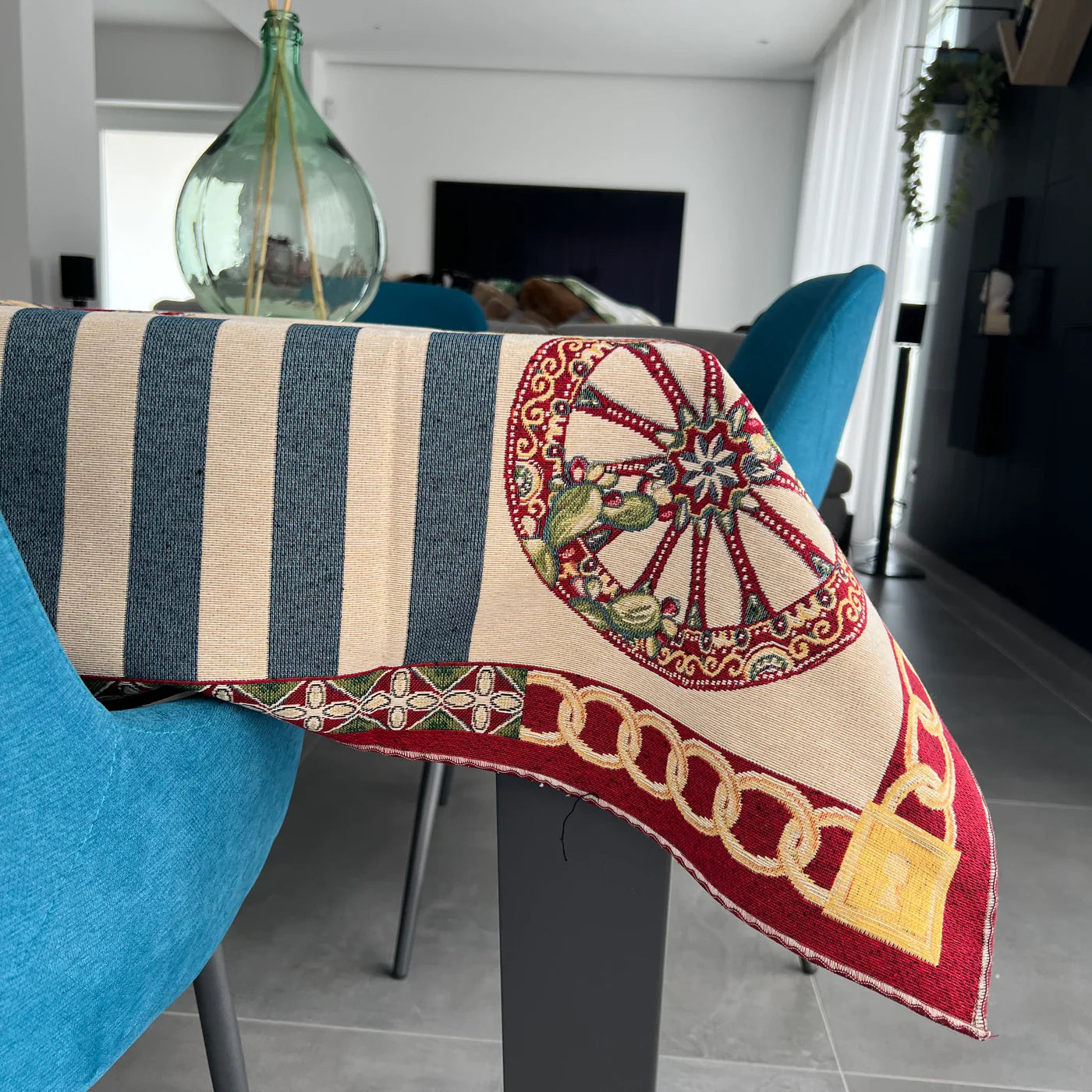 Tovaglia / Copritavolo in Gobelin Jacquard — dis. Carretto in varie misure