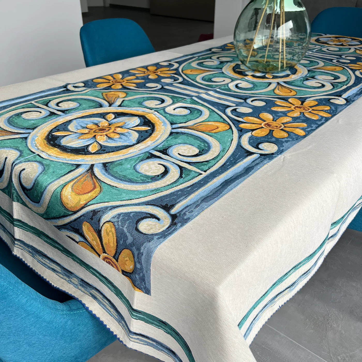 Tovaglia / Copritavolo in Gobelin Jacquard — dis. Andalusia in varie misure