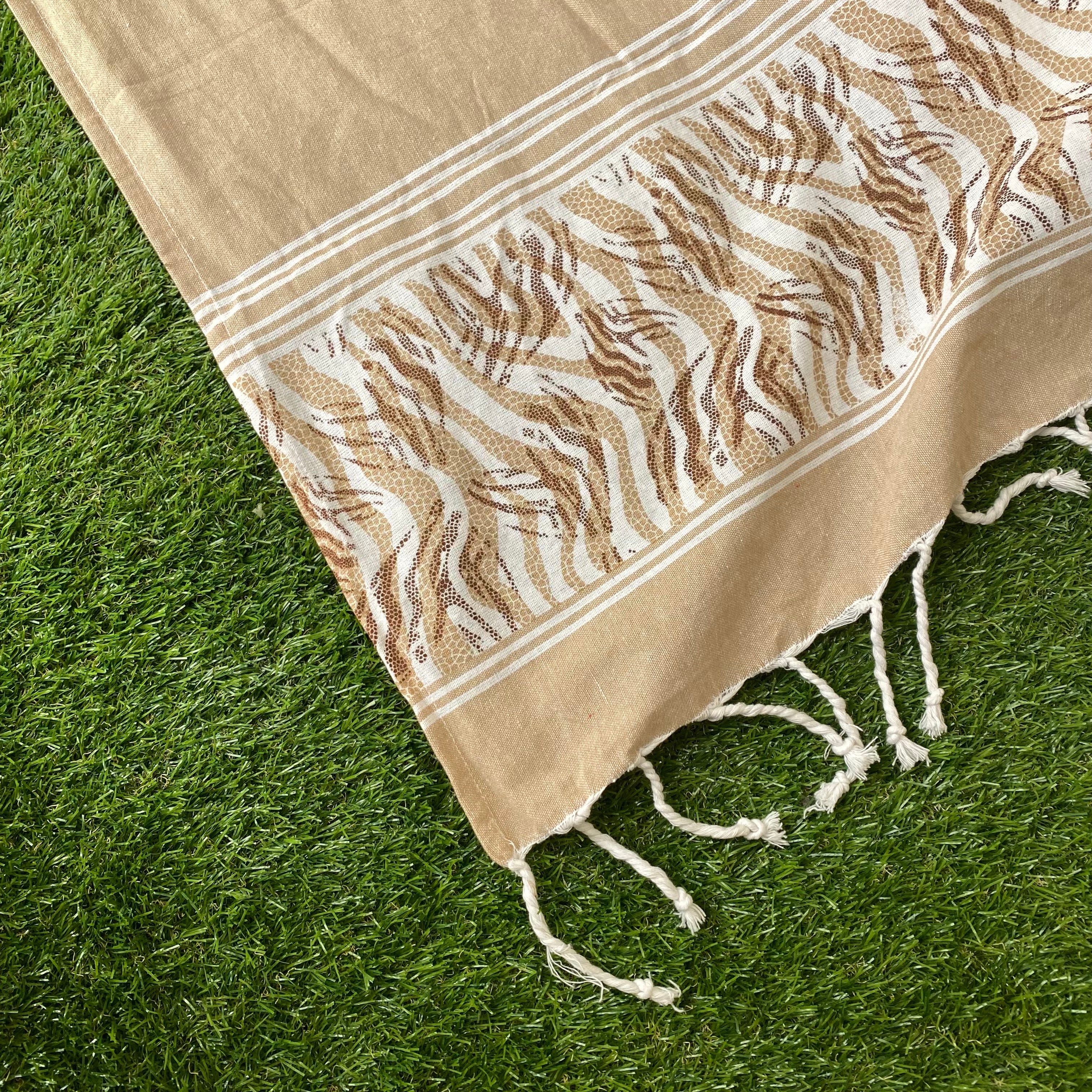 Telo Mare in Fouta 100% cotone con Balze colorate e Frange — Cuori
