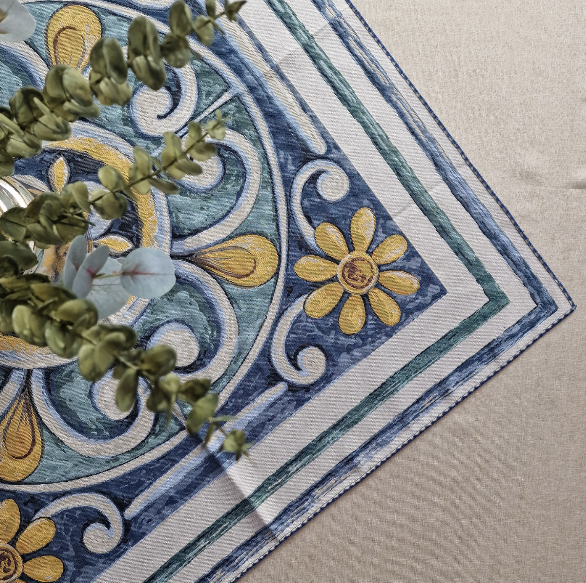 Centrotavola in Gobelin Jacquard — andalusia
