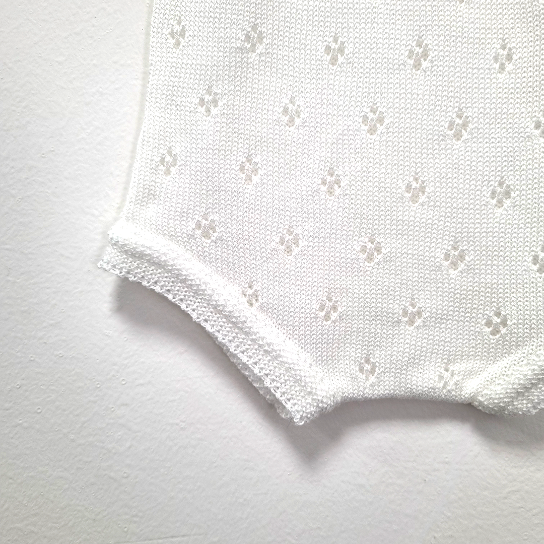 Pagliaccetto bianca in maglia primavera/estate - dalla 3 alla 12 mesi
