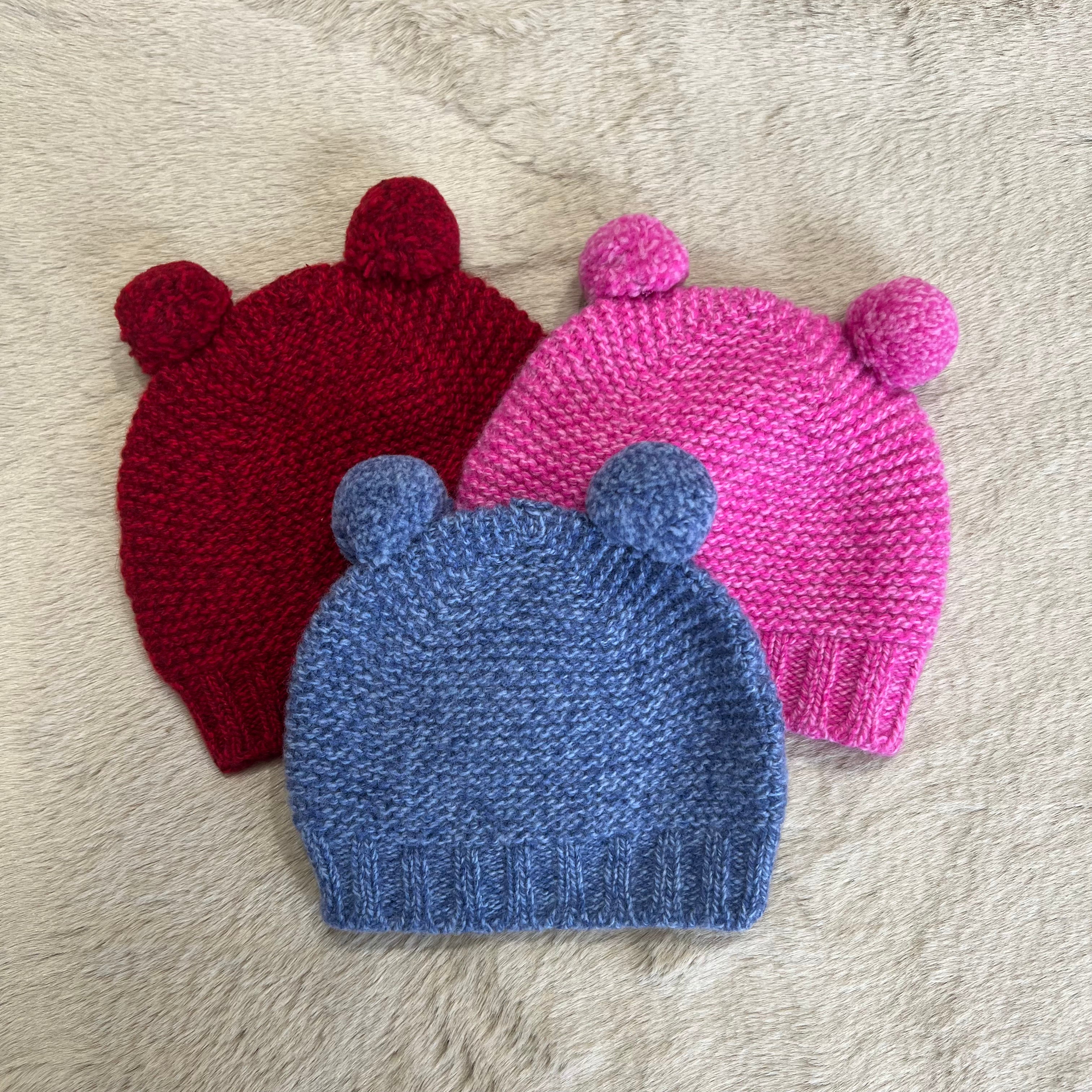 Cappellino in varie colorazioni e misure in LANA MERINOS e CASHMERE  - WEDOBLE