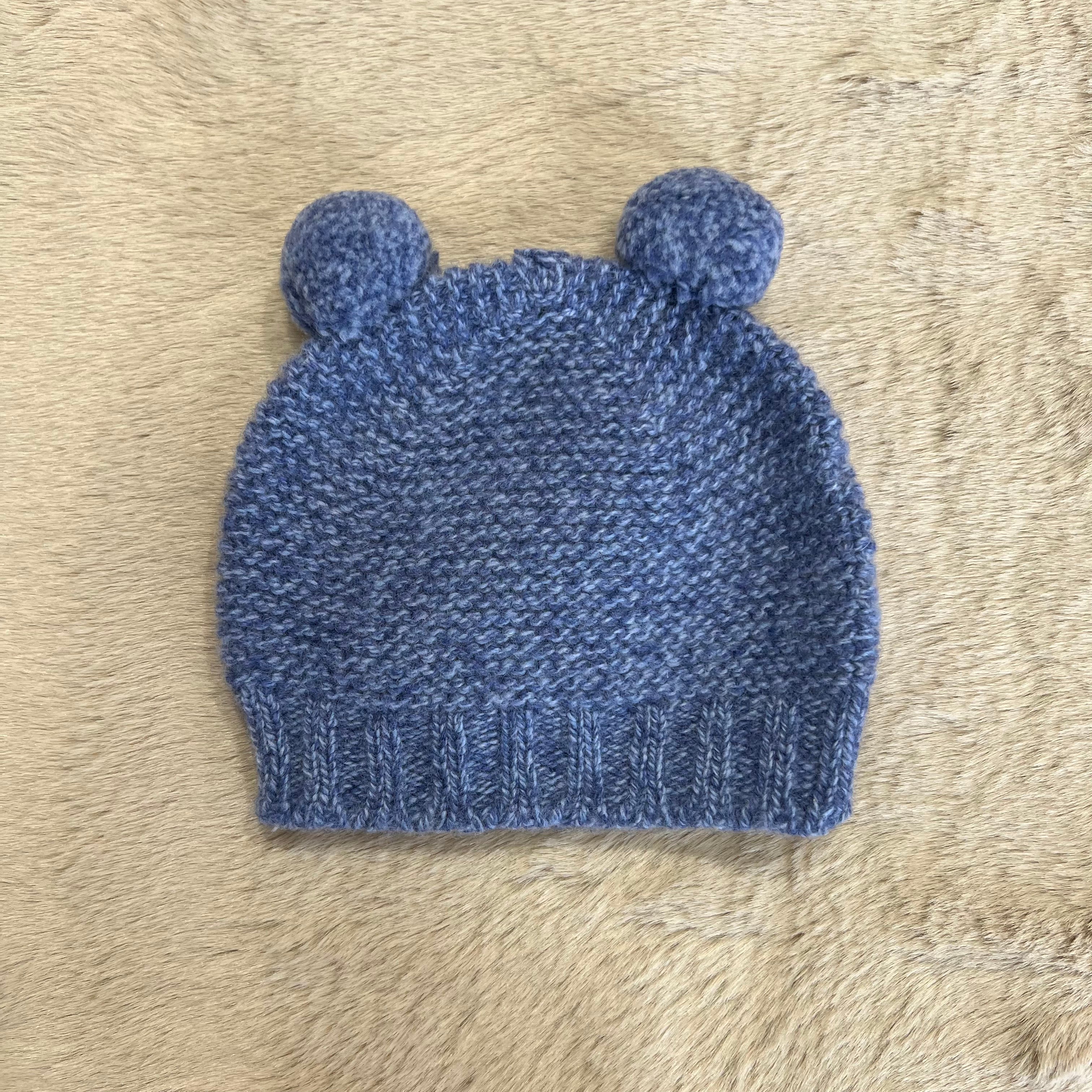 Cappellino in varie colorazioni e misure in LANA MERINOS e CASHMERE  - WEDOBLE