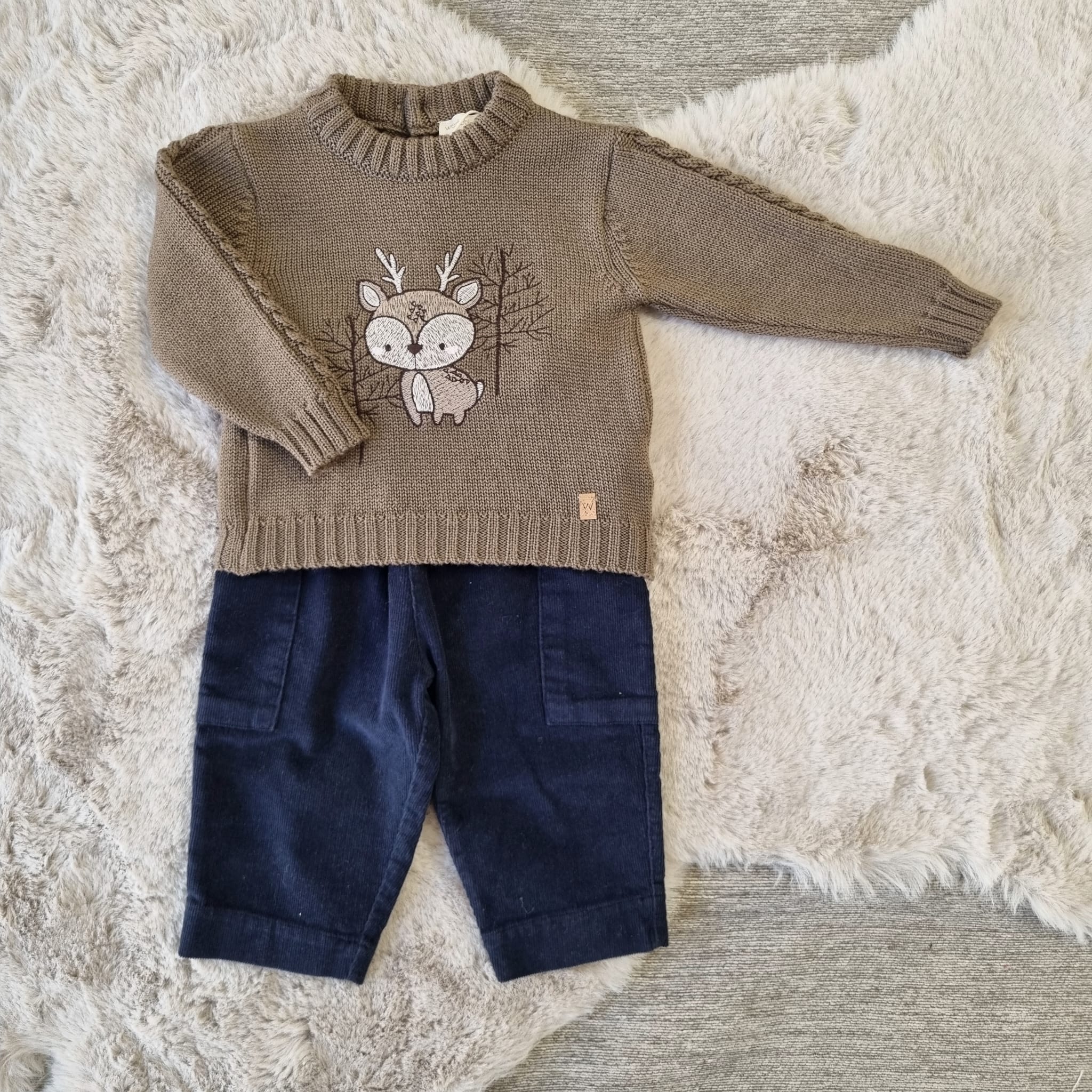 Completo Maglioncino con renna e pantalone dalla 3 alla 12 mesi - WEDOBLE