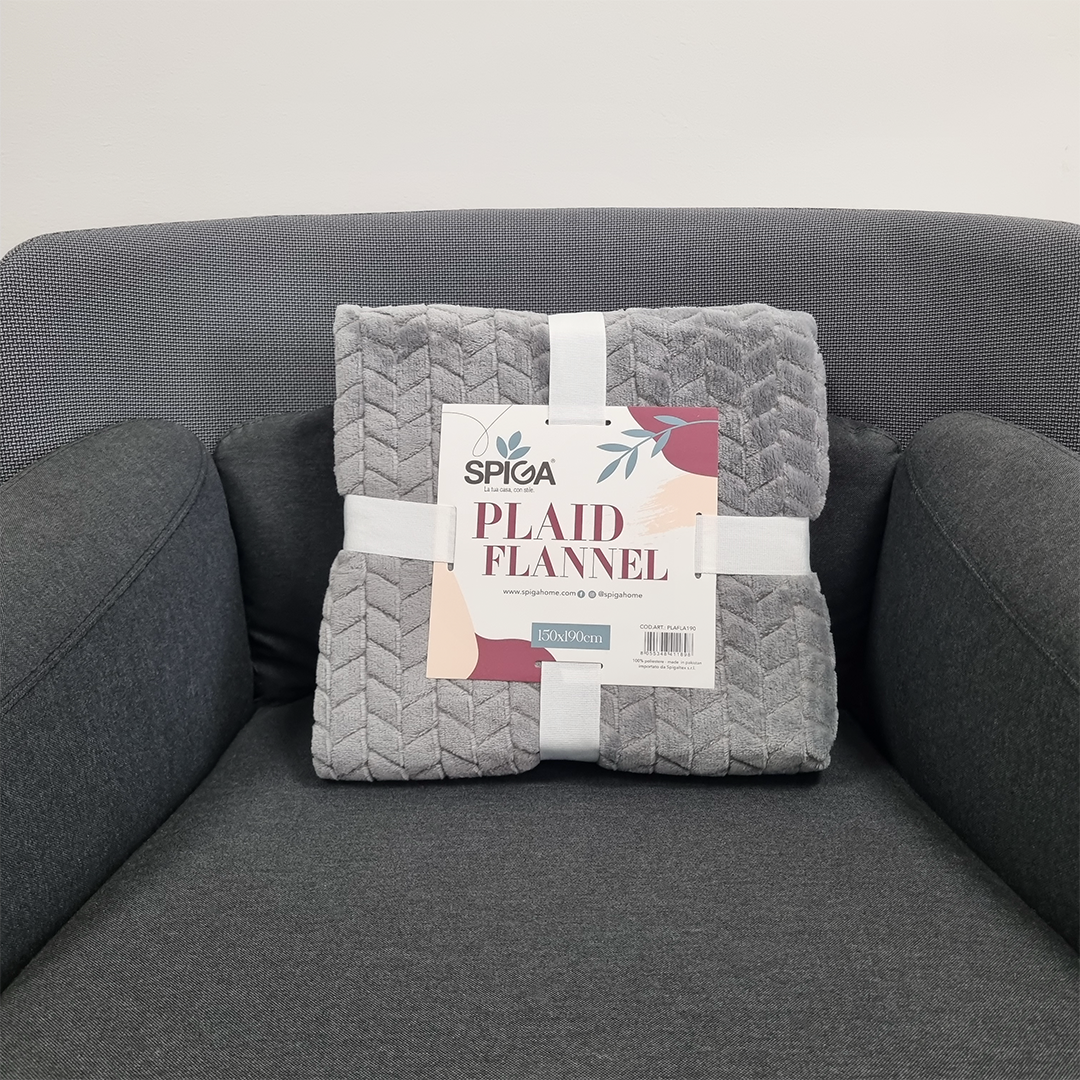 plaid in morbida flanella con trama a spina di pesce perfetto per decorare casa